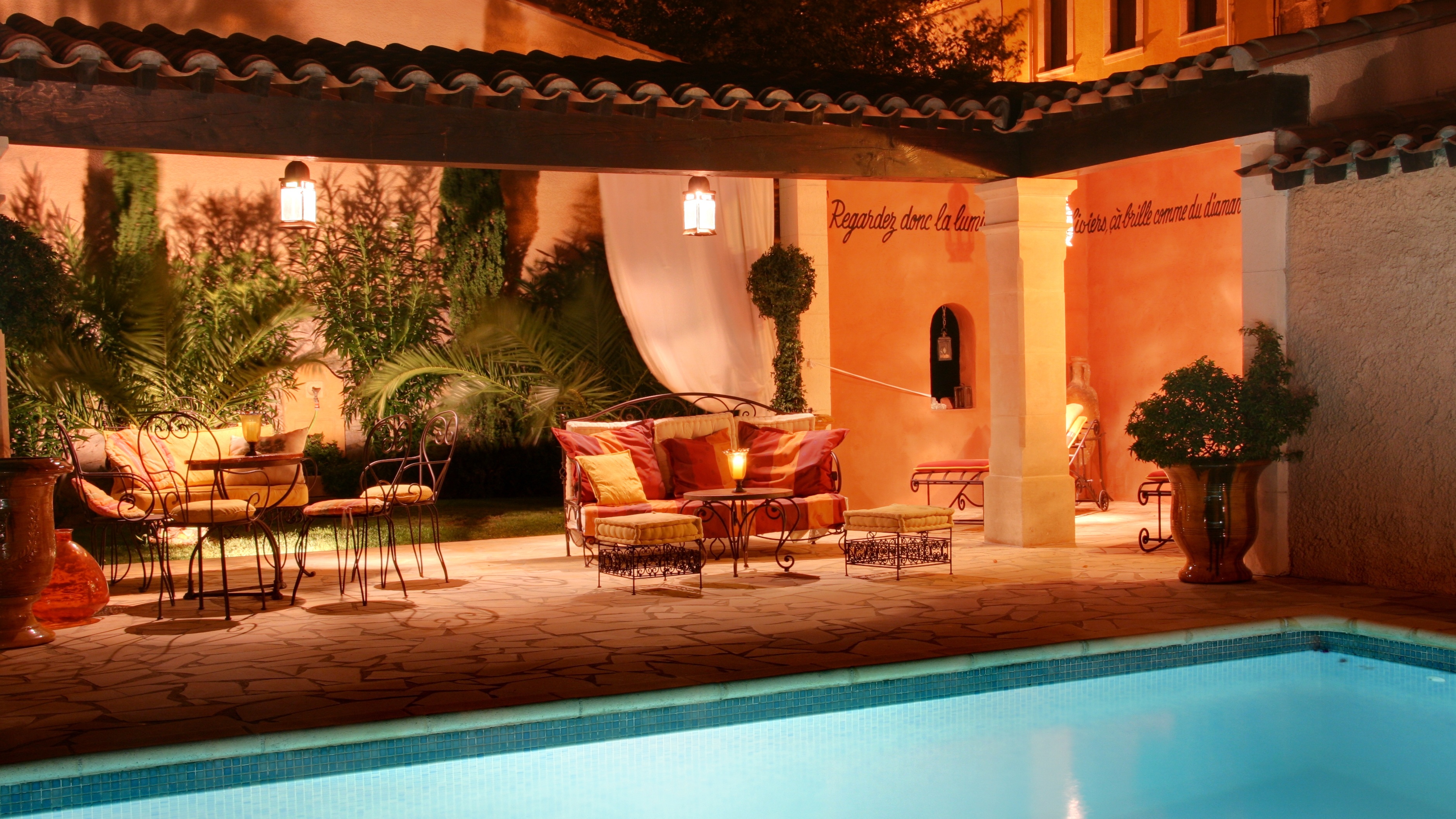 piscine et plages la nuit